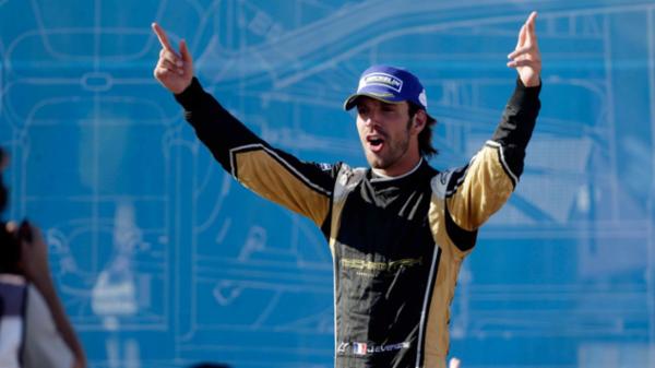 Sigue en Macronet Infinitum F&oacute;rmula E y NASCAR Cup, Truck y PEAK M&eacute;xico