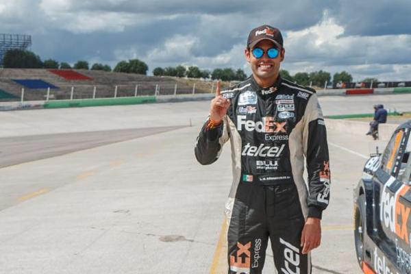 Michael Dörrbecker también busca asiento en la Carrera de Campeones