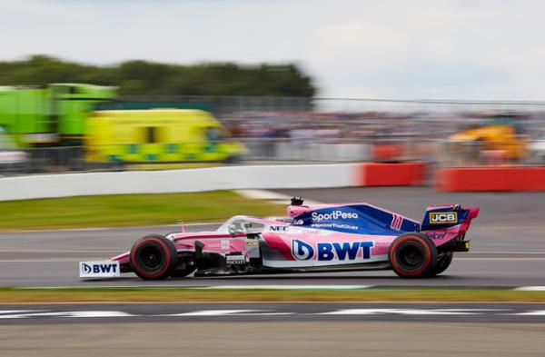 Sufre Checo P&eacute;rez contacto en Silverstone y se rezaga en el GP brit&aacute;nico