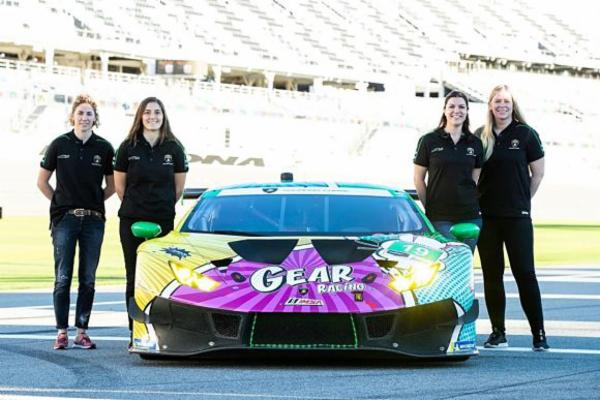 Buenos entrenamientos de Tatiana Calderón previo a las 24 Horas de Daytona