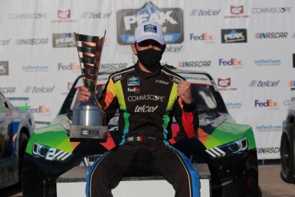 Triunfo de Abraham Calderón en Aguascalientes aprieta pelea por el título de NASCAR PEAK