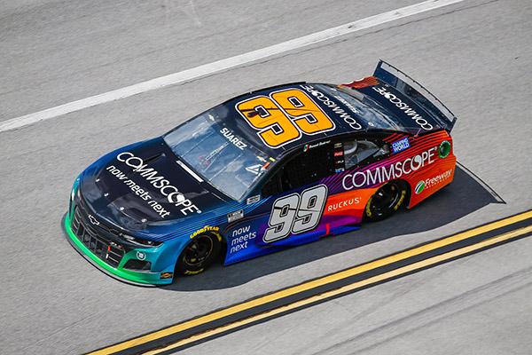 Ríspido final deja a Daniel Suárez sin top-10 en Sonoma