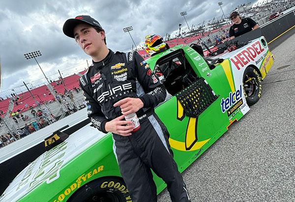 Atrapa P&eacute;rez de Lara notable top-10 en su debut en NASCAR Truck en Madison