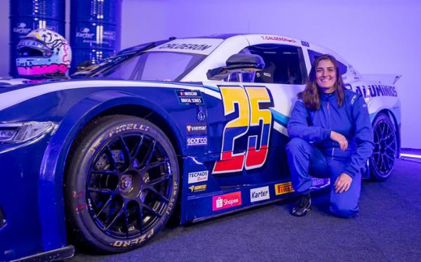 Gestiona Tatiana Calder&oacute;n primera ronda de NASCAR Brasil en el trazado de Santa Cruz do Sul