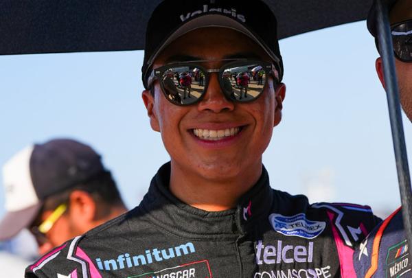 Eloy L&oacute;pez logra triunfo para Escuder&iacute;a Telmex Telcel en el estreno de Tulum