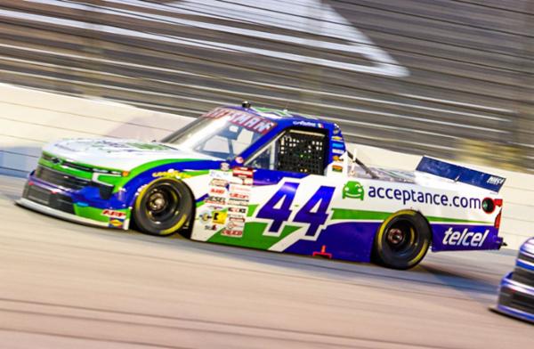 Desafortunado desenlace para Andr&eacute;s P&eacute;rez de Lara en el Texas Motor Speedway