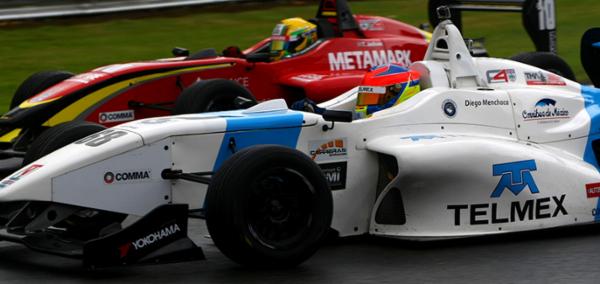 Otro top-ten para Menchaca en Oulton Park