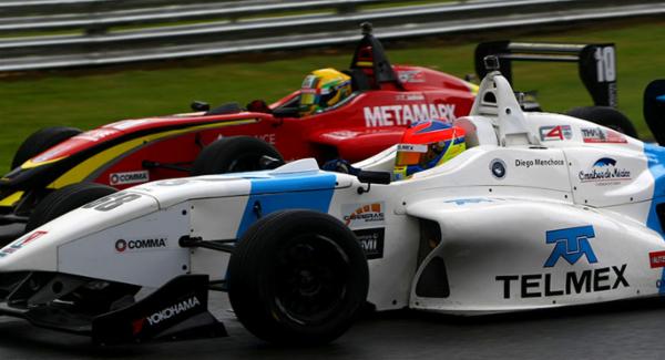 Diego Menchaca rescata top-ten en Silverstone