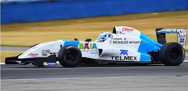 Jorge Cevallos se reporta motivado en los cuarteles de Escuder&iacute;a Telmex despu&eacute;s de exitosa cirug&iacute;a