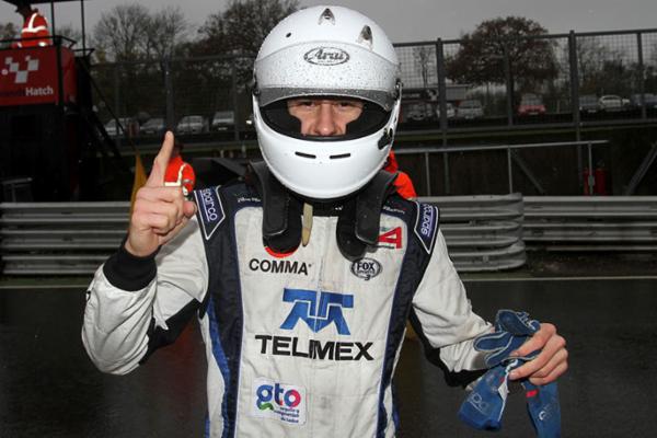 Segunda victoria para Rodrigo Fonseca en Brands Hatch
