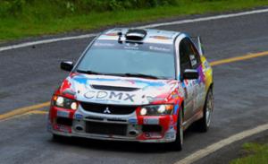 Bomba de gas deja fuera a Pancho Name del 50 Rally de la Media Noche