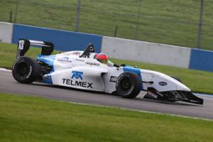 Diego Menchaca finaliza 12º en Donington Park