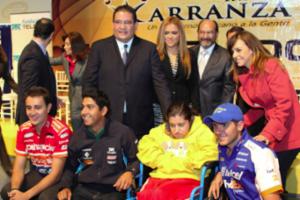 Corriendo para Cambiar Historias presente en la final de NASCAR México