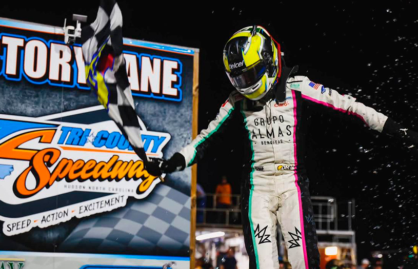 Diego Méndeztorres se anota el triunfo en los Late Models en Carolina del Norte