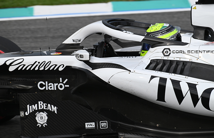 Cadillac F1 Team afronta una compleja calificación sprint en el GP de Singapur con Checo y Valtteri