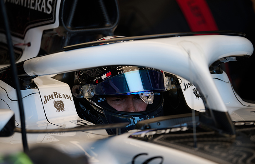 Checo Pérez y Valtteri Bottas ganan puestos tras penalizaciones y buscarán la remontada en Austin